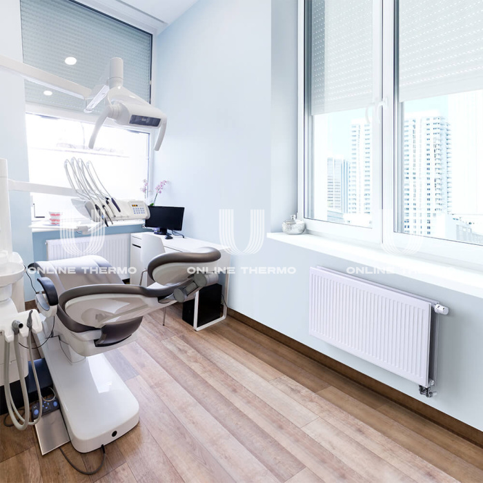 Стальной панельный радиатор Royal Thermo Ventil Hygiene 20/300/400, нижнее подключение 