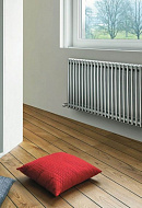 Стальной трубчатый радиатор Zehnder Charleston 3057/20 №1270 TechnoLine 1/2", боковой, прозрачный лак, с креплением 